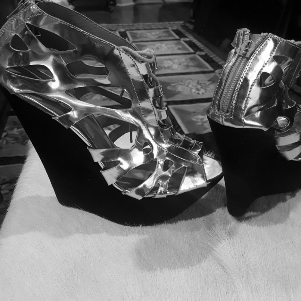 Silver Wedges